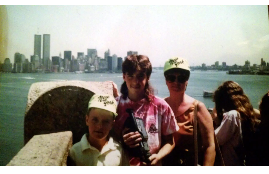 MY_WTC #252 | David  1989 | Me, My Brother and Mom